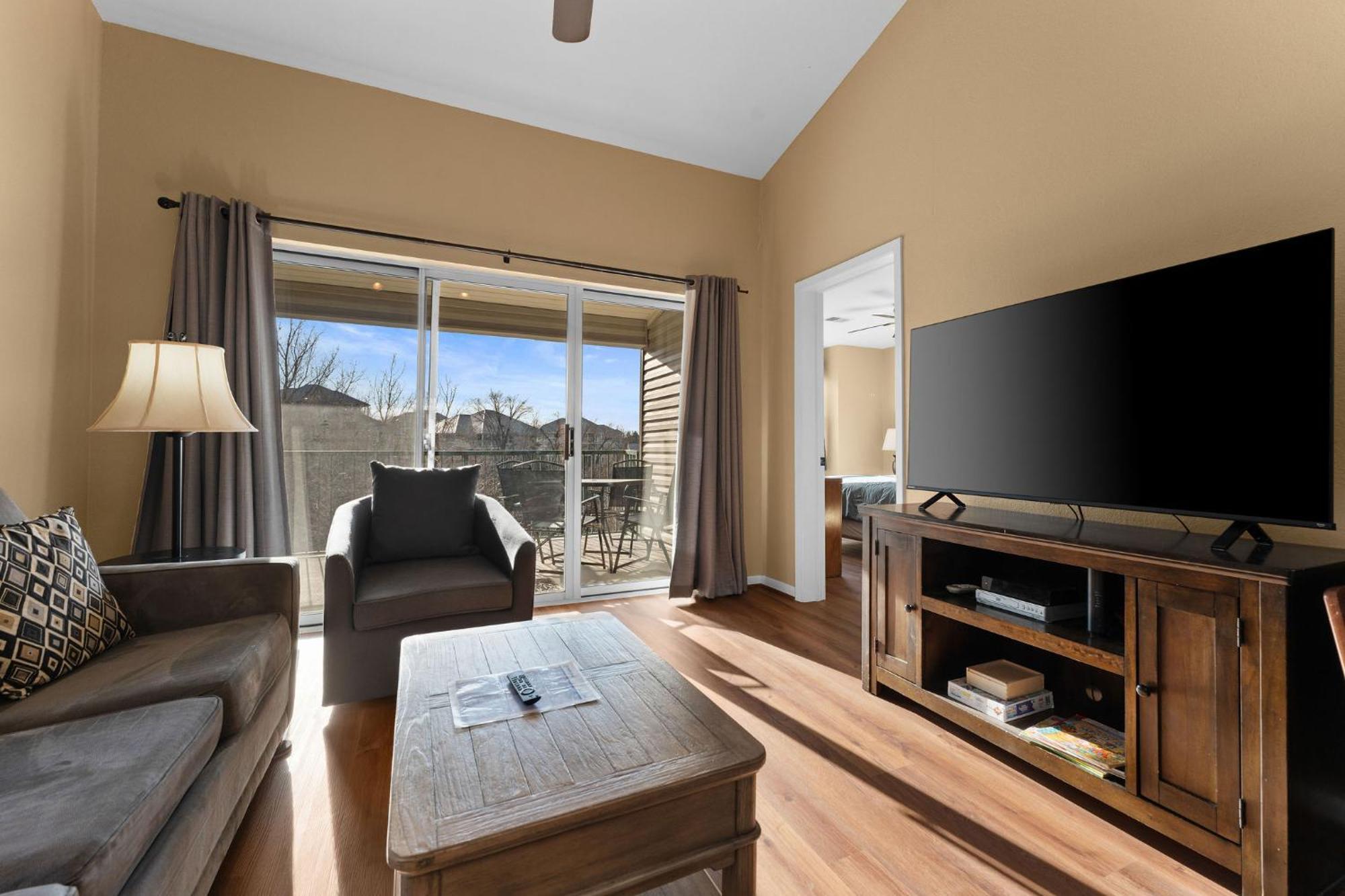 Cozy Top Floor 2Br Condo With View And Amenities!! Point Lookout Εξωτερικό φωτογραφία