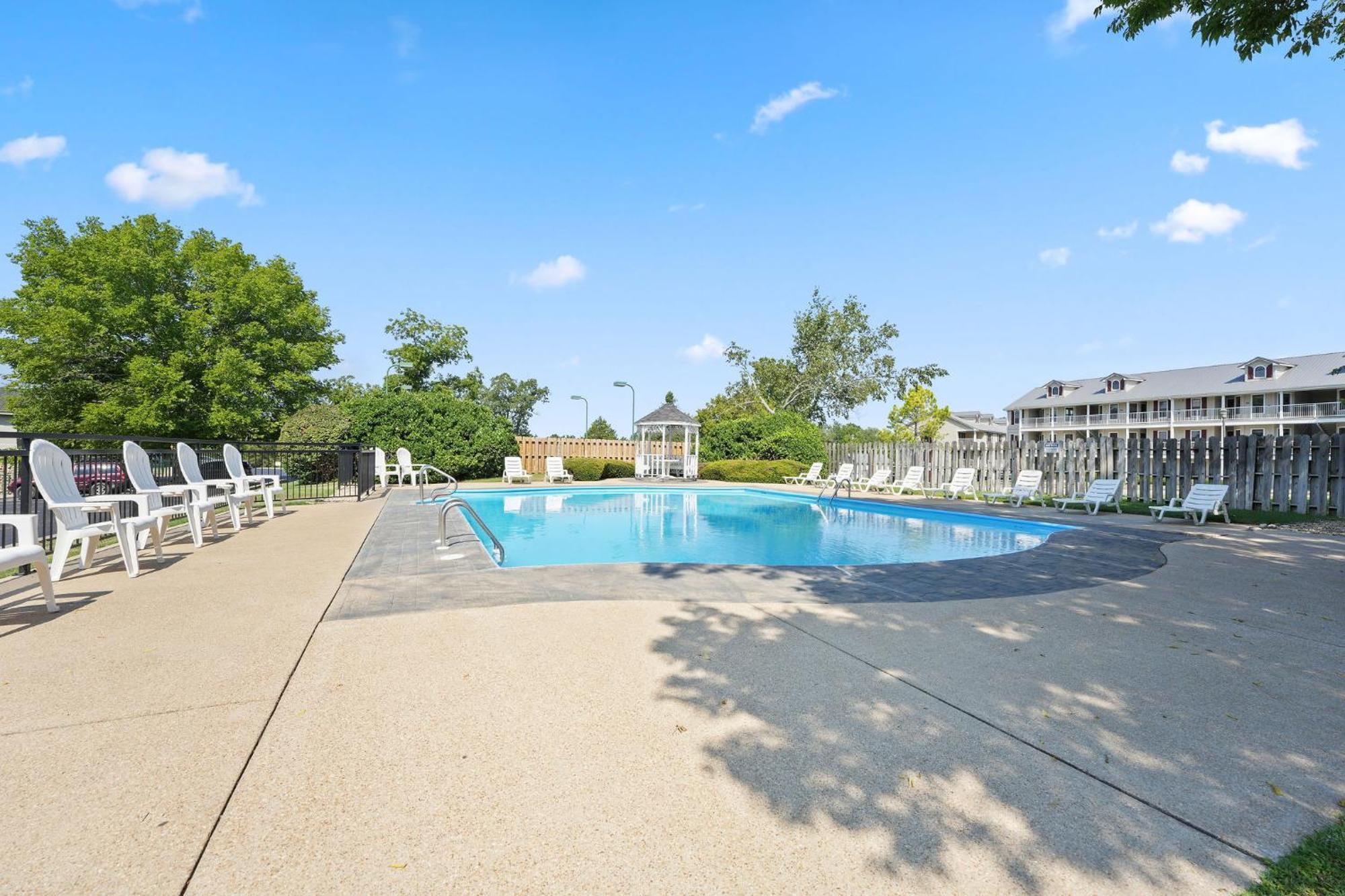 Cozy Top Floor 2Br Condo With View And Amenities!! Point Lookout Εξωτερικό φωτογραφία